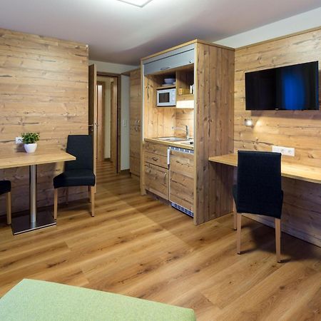 Gaestehaus Burgblick Bisingen Rom bilde