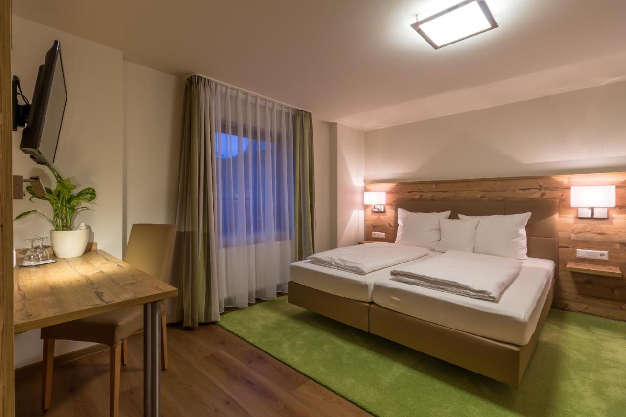 Gaestehaus Burgblick Bisingen Rom bilde