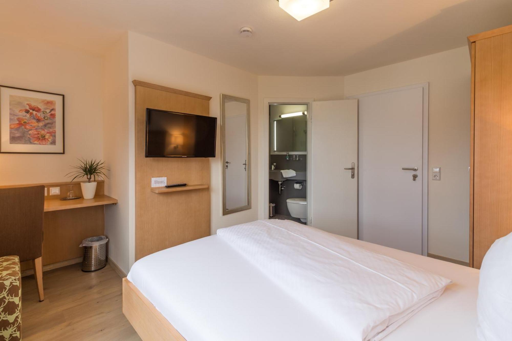 Gaestehaus Burgblick Bisingen Rom bilde
